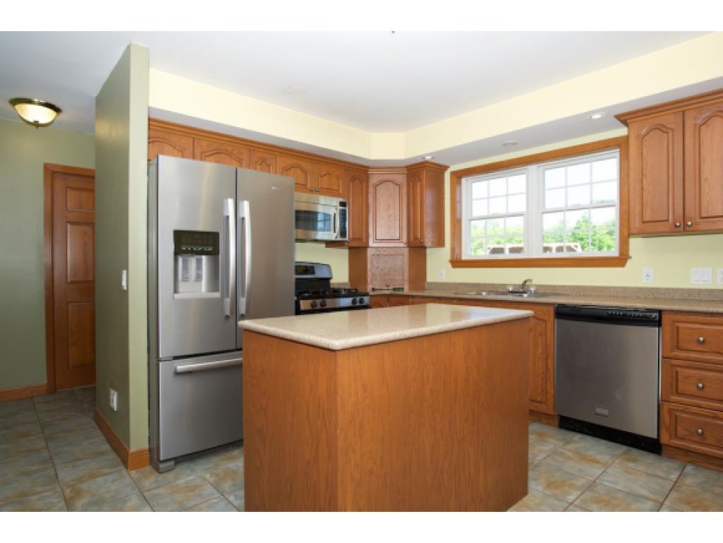 552 First Crown Point Road Strafford, NH 03884 - Photo 5 of 34