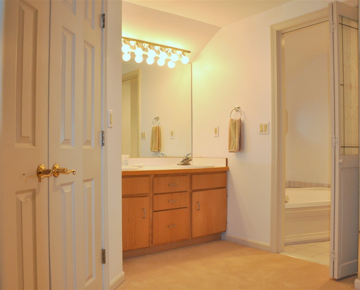 28 B Ryan Road Goffstown, NH 03045 - Photo 24 of 40 Gallery Image 24