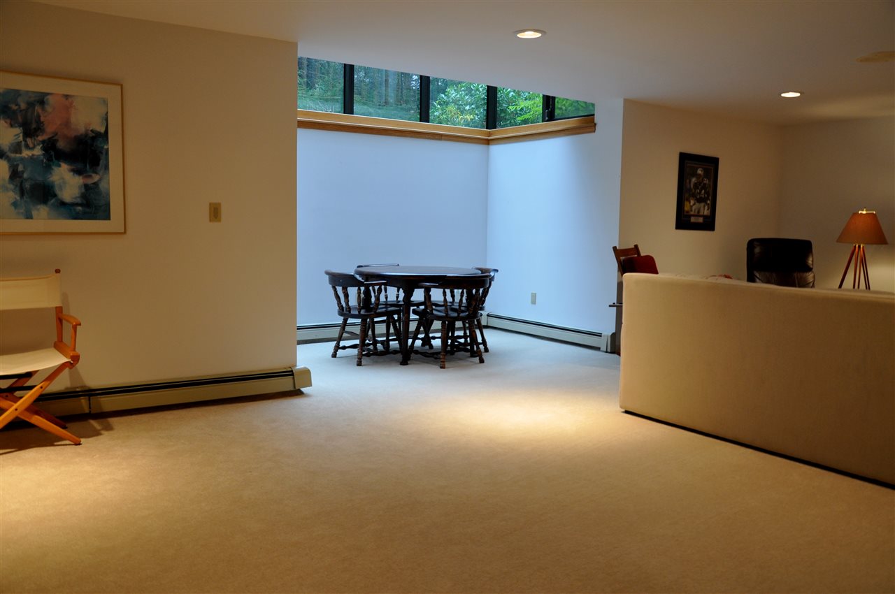 28 B Ryan Road Goffstown, NH 03045 - Photo 35 of 40 Gallery Image 35