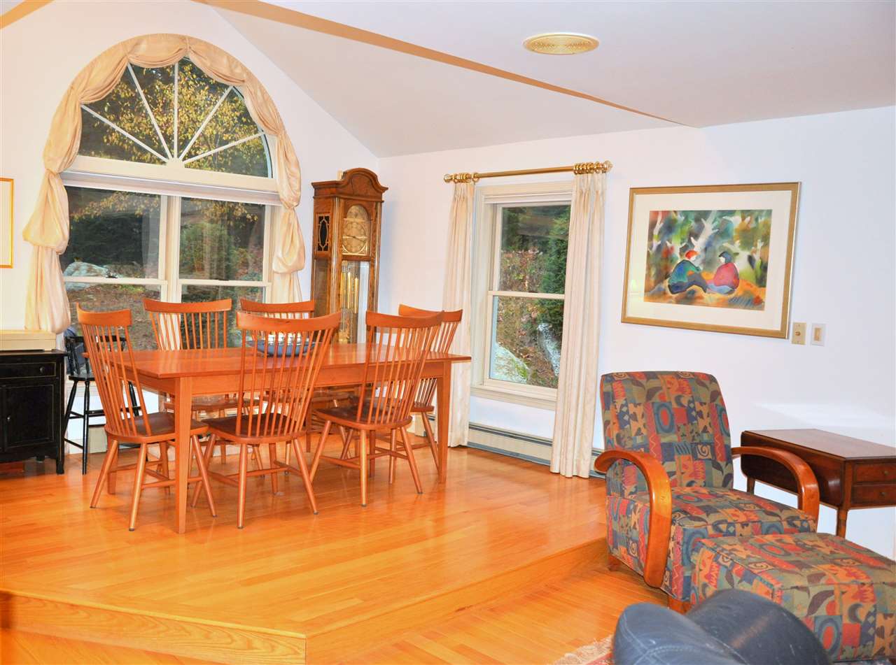 28 B Ryan Road Goffstown, NH 03045 - Photo 5 of 40 Gallery Image 5
