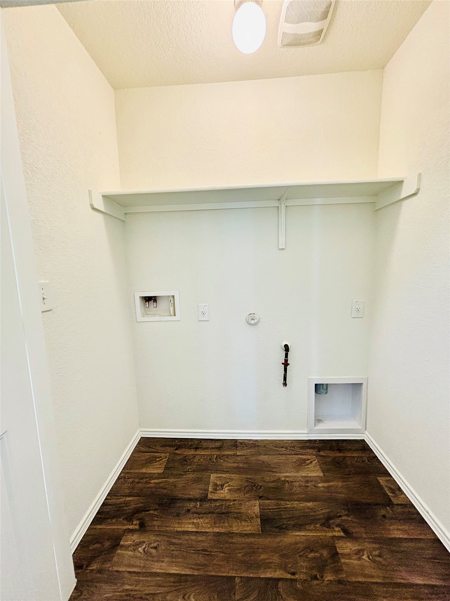 15125 Harkness Pass Austin, TX 78725 - Photo 16 of 23 a view of water heater room