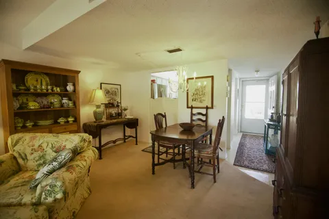 $162,500 | 18081 Southeast Country Club Drive, Unit 289, Jupiter, FL 33469