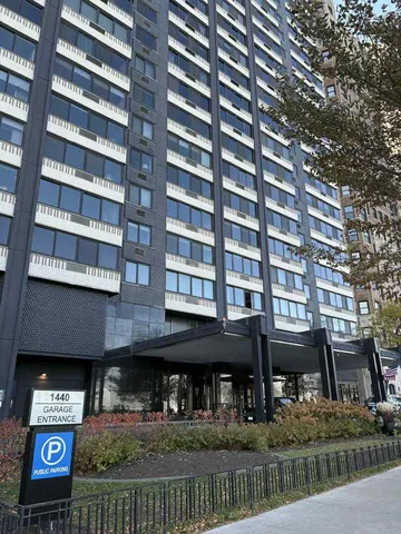 $4,000 | 1440 North Lake Shore Drive, Unit 21E, Chicago, IL 60610