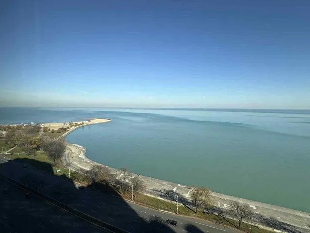 $4,000 | 1440 North Lake Shore Drive, Unit 21E, Chicago, IL 60610