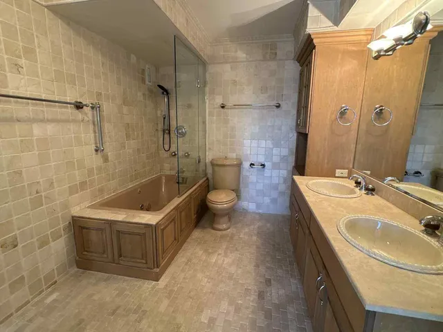 $4,000 | 1440 North Lake Shore Drive, Unit 21E, Chicago, IL 60610