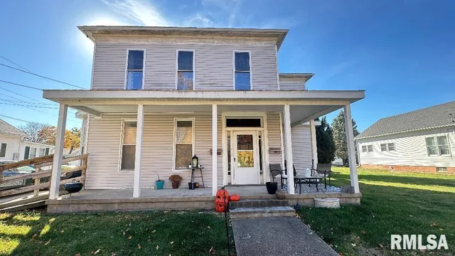 $117,500 | 324 West Washington Street, Rushville, IL 62681