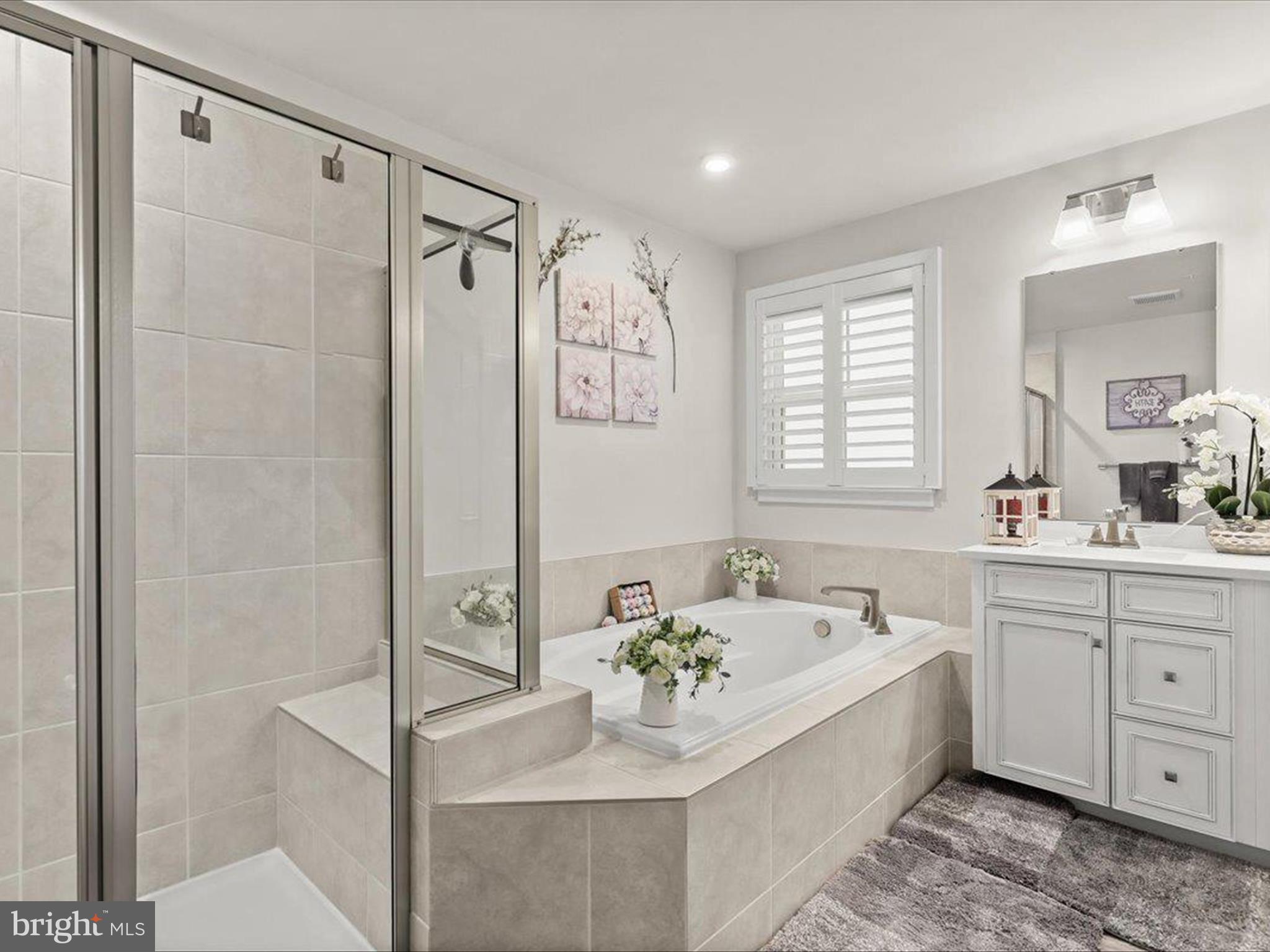 3058 Shaws Road Sparrows Point, MD 21219 - Photo 35 of 81 Primary En Suite Bath
