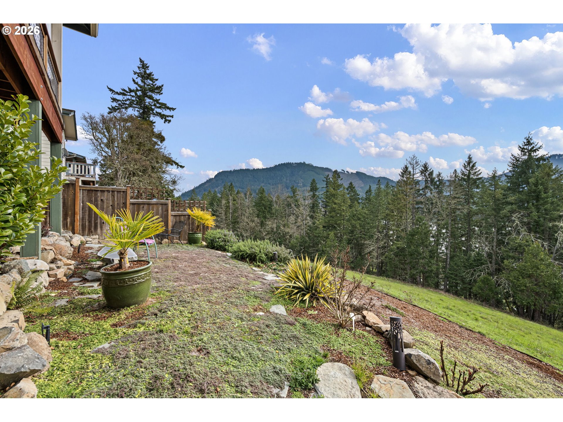 530 Sunridge Lane Lowell, OR 97452 - Photo 37 of 48