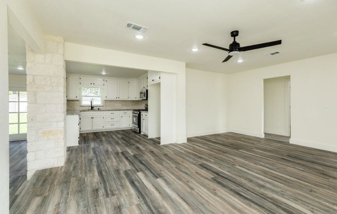 1200 Gifford Lane Angleton, TX 77515 - Photo 12 of 26