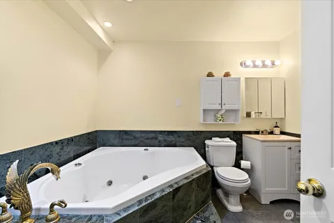 $1,525,000 | 14303 102nd Avenue Northeast, Kirkland, WA 98034