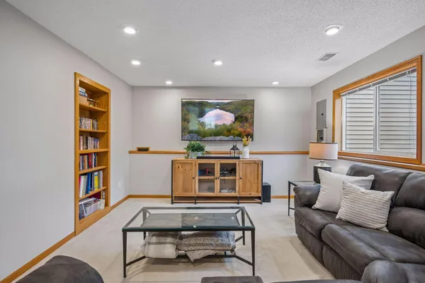 $375,000 | 3663 Kahler Drive Northeast, St. Michael, MN 55376