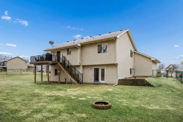 $375,000 | 3663 Kahler Drive Northeast, St. Michael, MN 55376