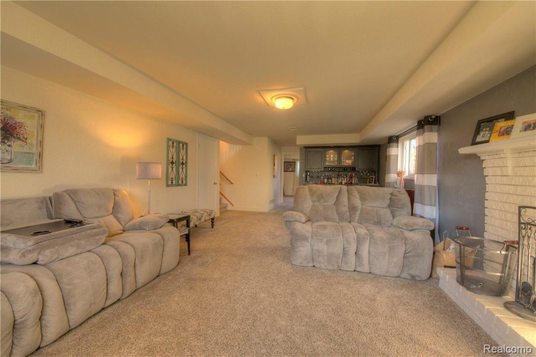 43071 Hanford Road Canton, MI 48187 - Photo 39 of 58 930A0956_7_8.jpg