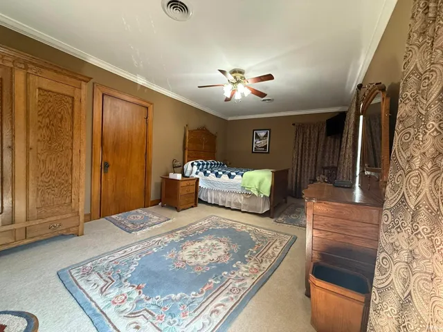 $169,900 | 216 Buntin Street, Vincennes, IN 47591