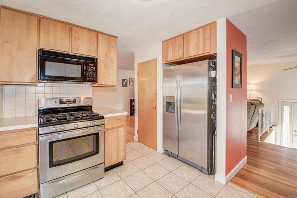 7 Nolte Road Billerica, MA 01821 - Photo 8 of 26 Gallery Image 8