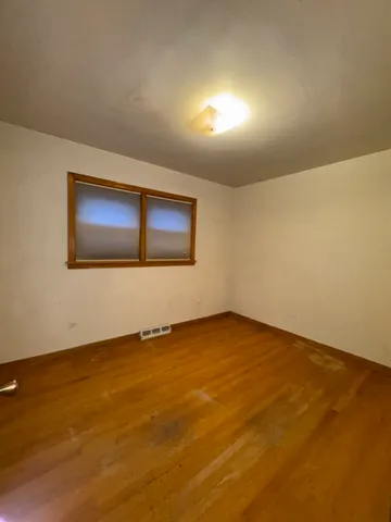 $290,000 | 5220 South Central Avenue, Chicago, IL 60638
