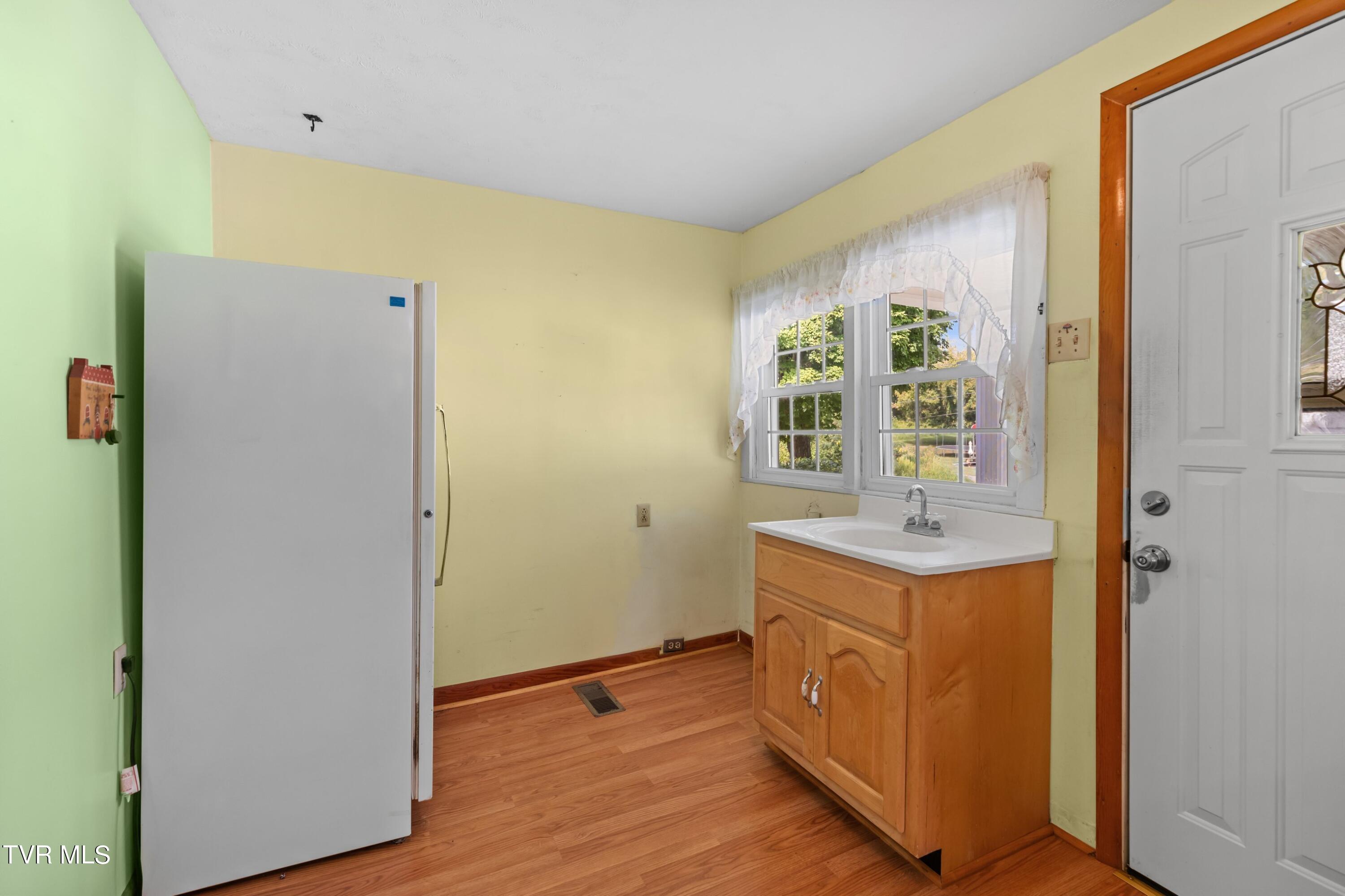120 Raymond Layel Road Bean Station, TN 37708 - Photo 15 of 43 DL5A4746.jpg-SMALL
