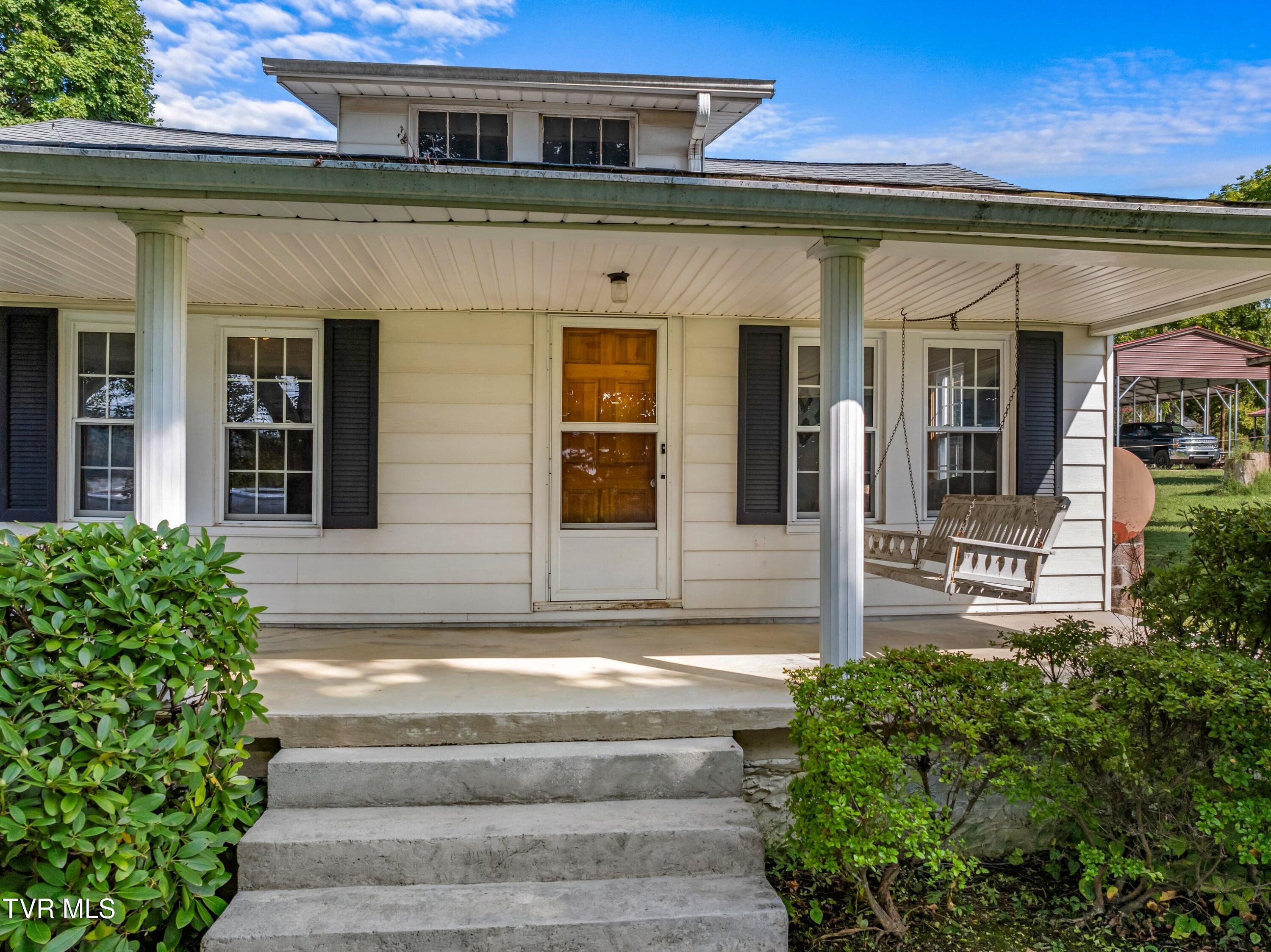 120 Raymond Layel Road Bean Station, TN 37708 - Photo 23 of 43 XJI_20240903095302_0133_D.jpg-SMALL