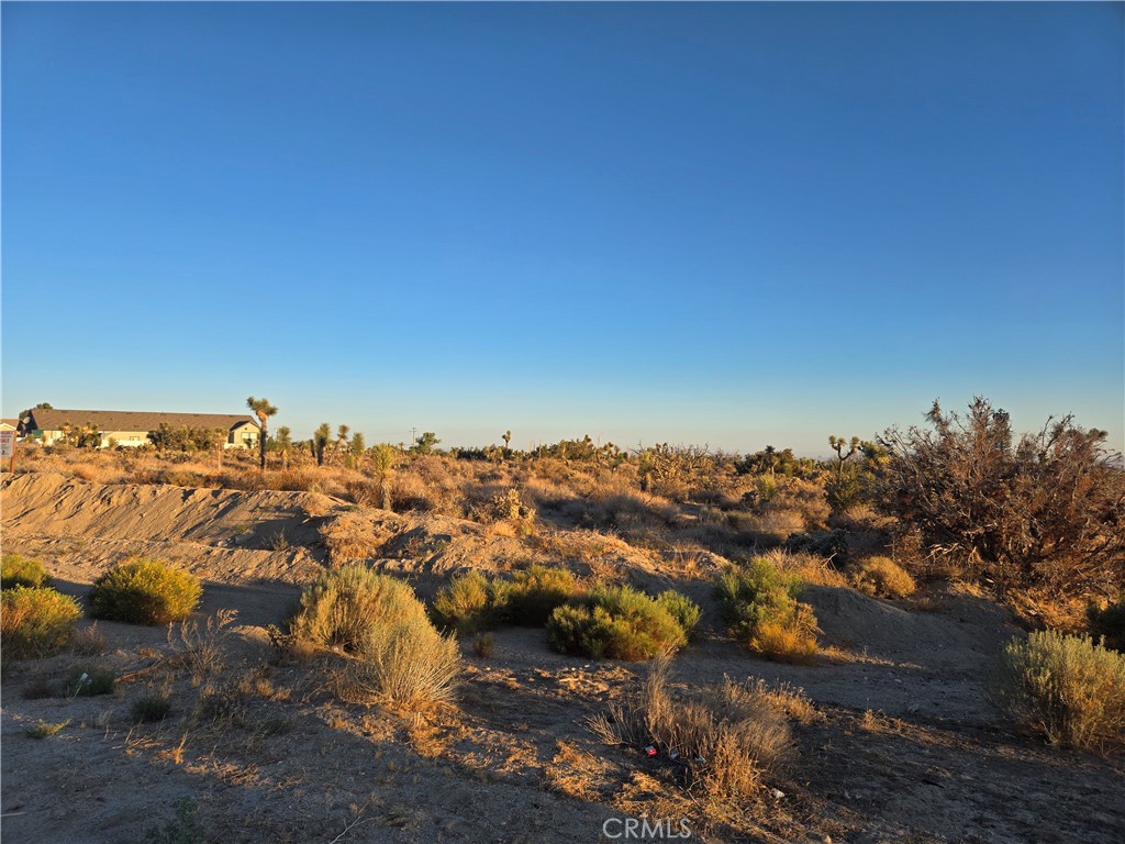 4044 Nielson Road Phelan, CA 92371 - Photo 5 of 7 an aerial view of multiple house