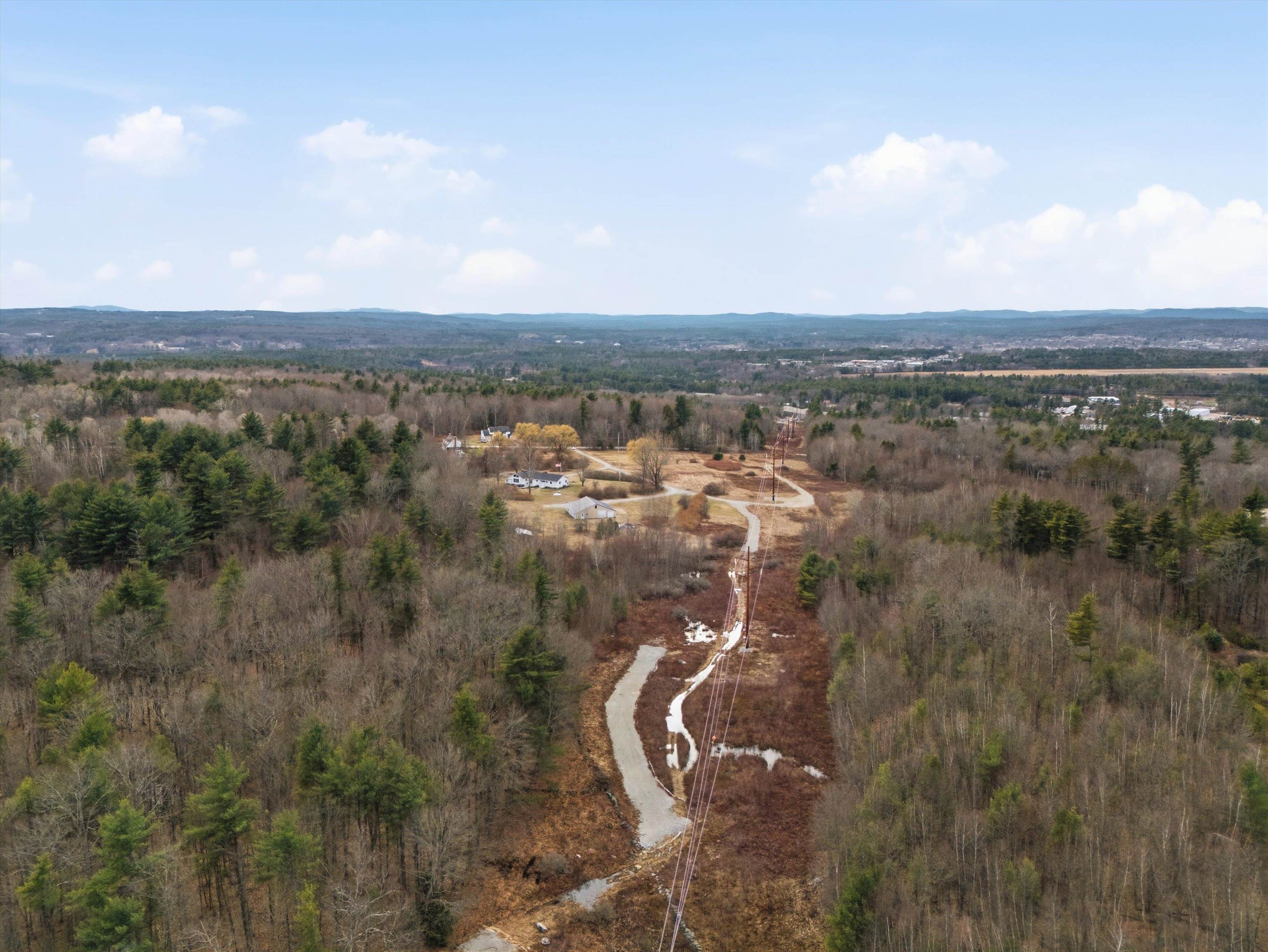 629-635 4th Range Road, Unit 635 Pembroke, NH 03275 - Photo 11 of 17