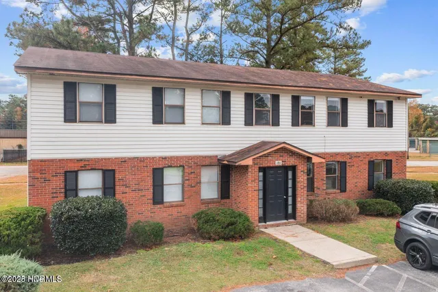 $900 | 101 Ravenwood Drive, Unit C, Jacksonville, NC 28546