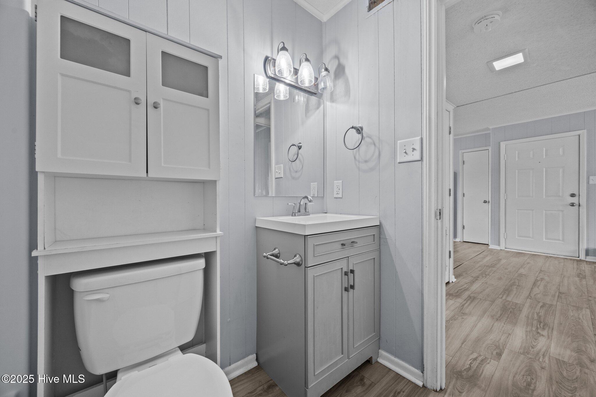 101 Ravenwood Drive, Unit C Jacksonville, NC 28546 - Photo 12 of 20 25-web-or-mls-IMG_2528