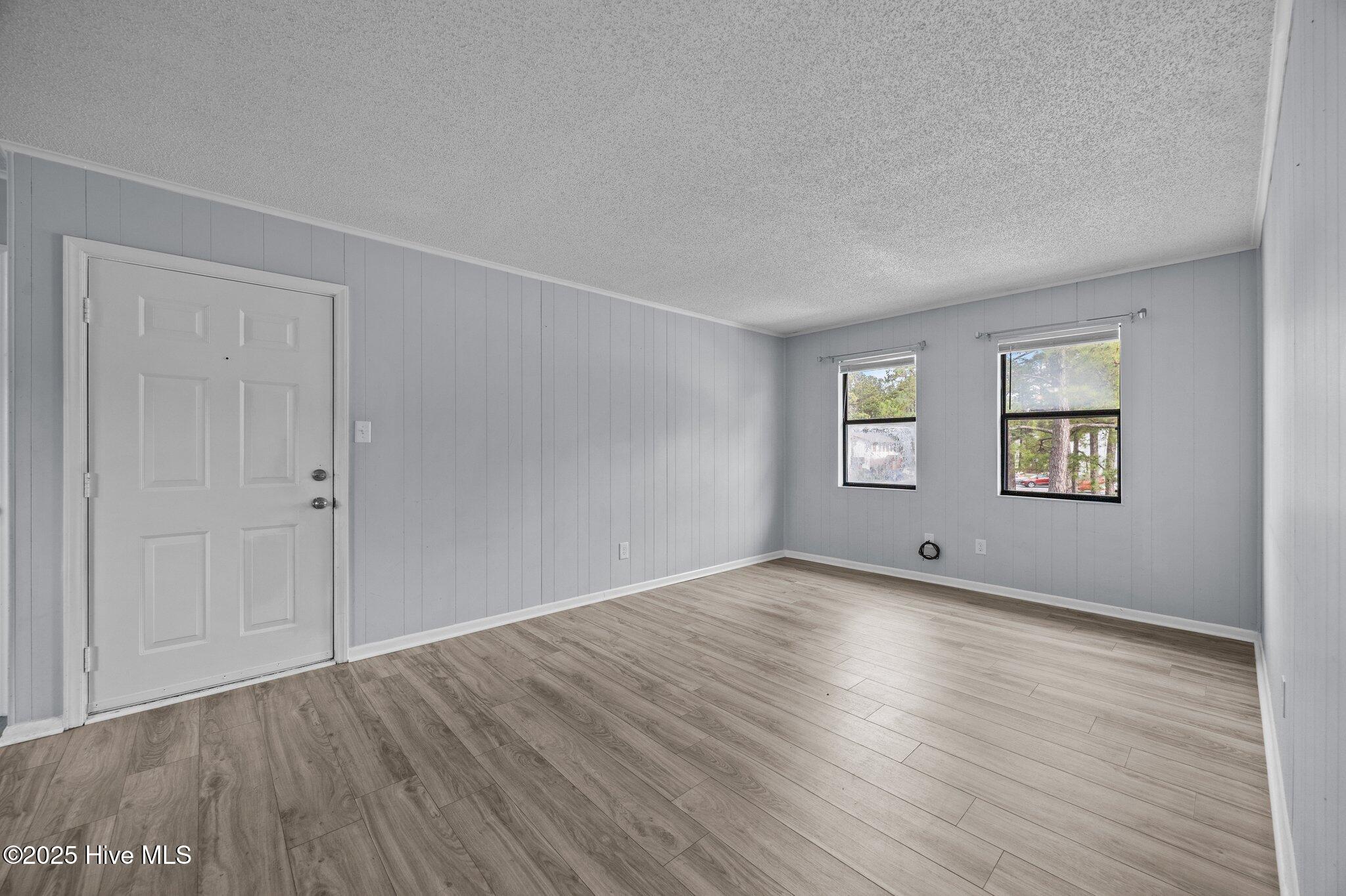 101 Ravenwood Drive, Unit C Jacksonville, NC 28546 - Photo 3 of 20 14-web-or-mls-IMG_2474