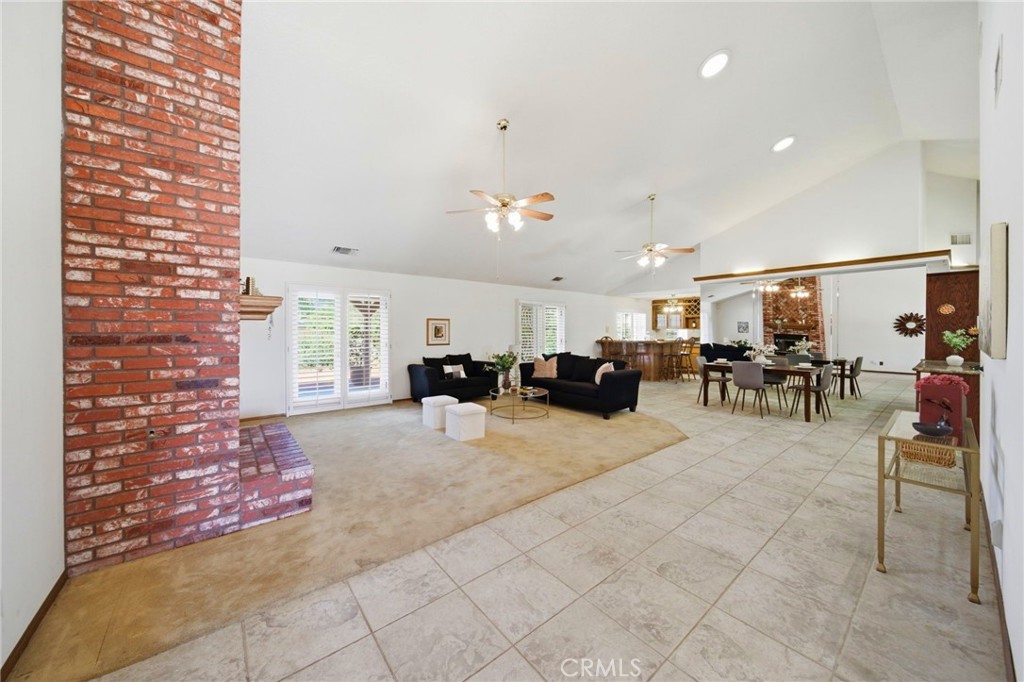 19670 Tonkawan Road Apple Valley, CA 92307 - Photo 13 of 70