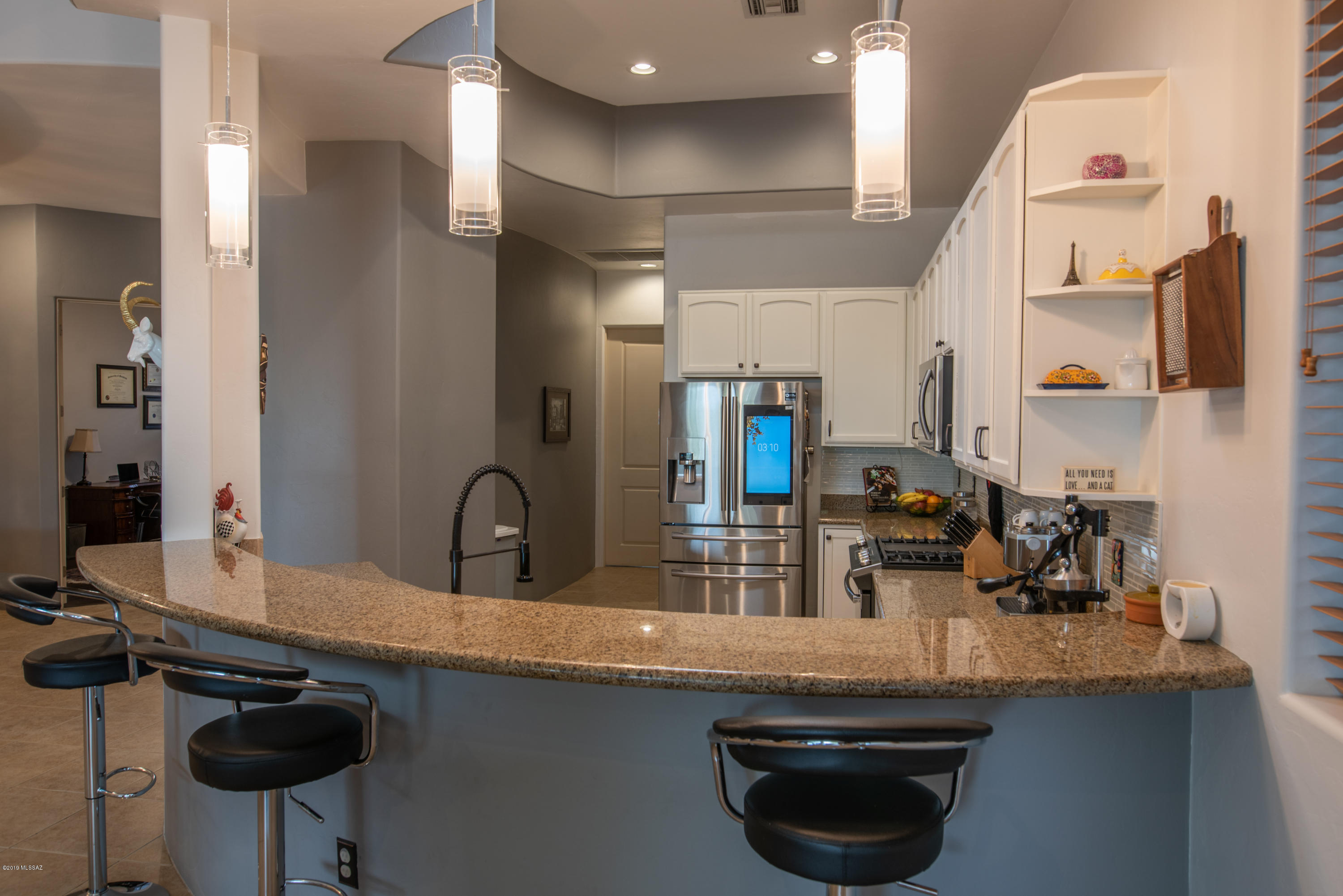 11512 North Moon Ranch Place Marana, AZ 85658 - Photo 6 of 38
