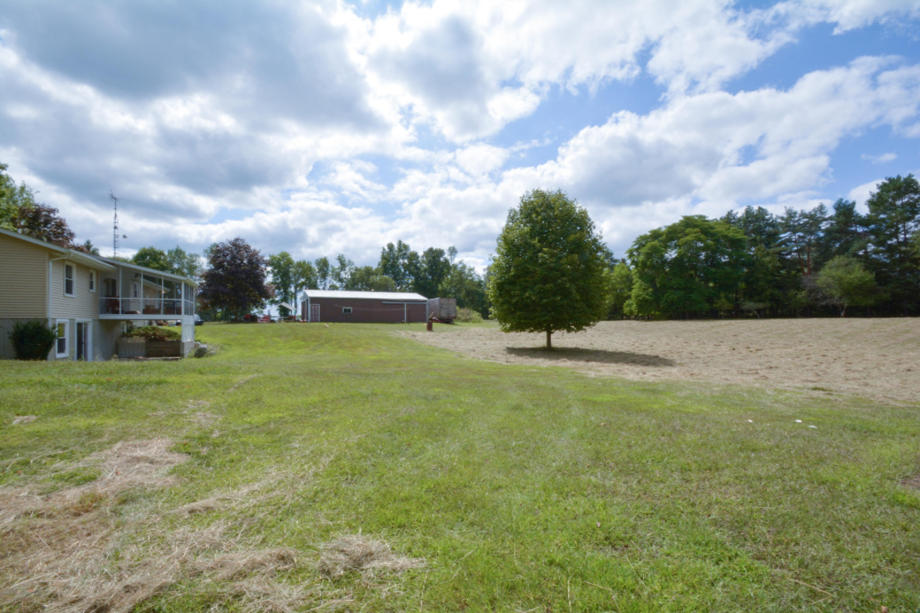 9997 11 Mile Road Ceresco, MI 49033 - Photo 32 of 33 9997 11 Mile rd. Ceresco (31)
