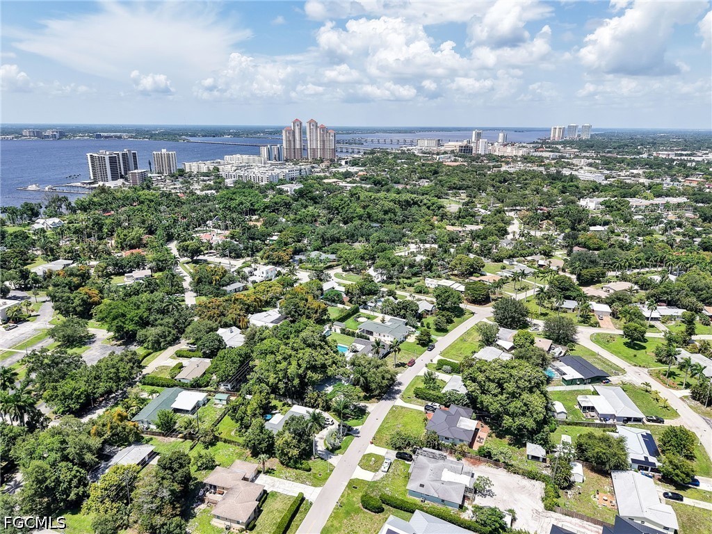 1645 Ardmore Road Fort Myers, FL 33901 - Photo 41 of 42 Gallery Image 41