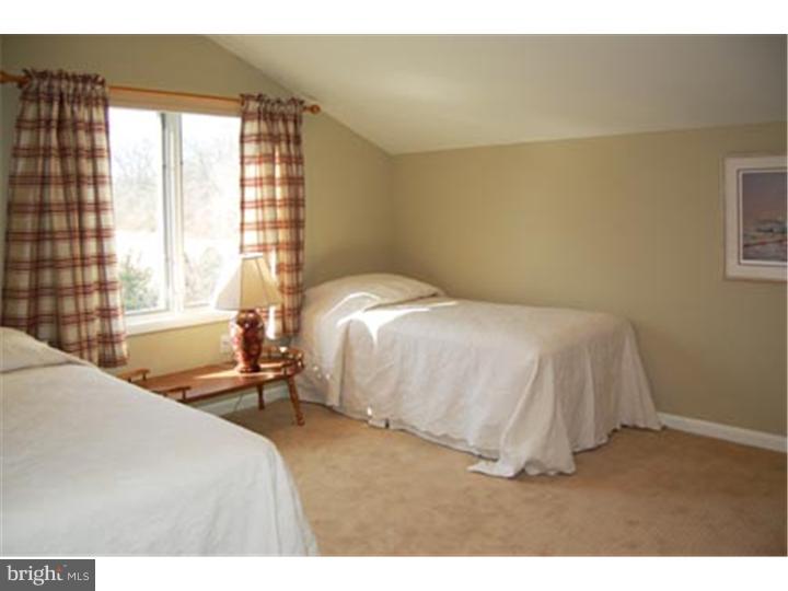 14 Ringfield Road Chadds Ford, PA 19317 - Photo 13 of 20 Bedroom 2