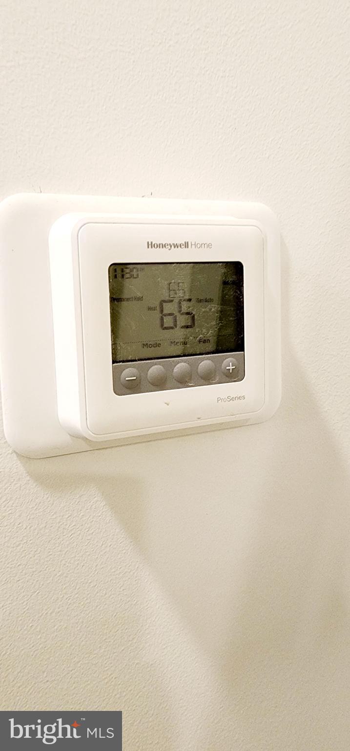 33 North Ruby Street Philadelphia, PA 19139 - Photo 12 of 41 Upgraded theromostat