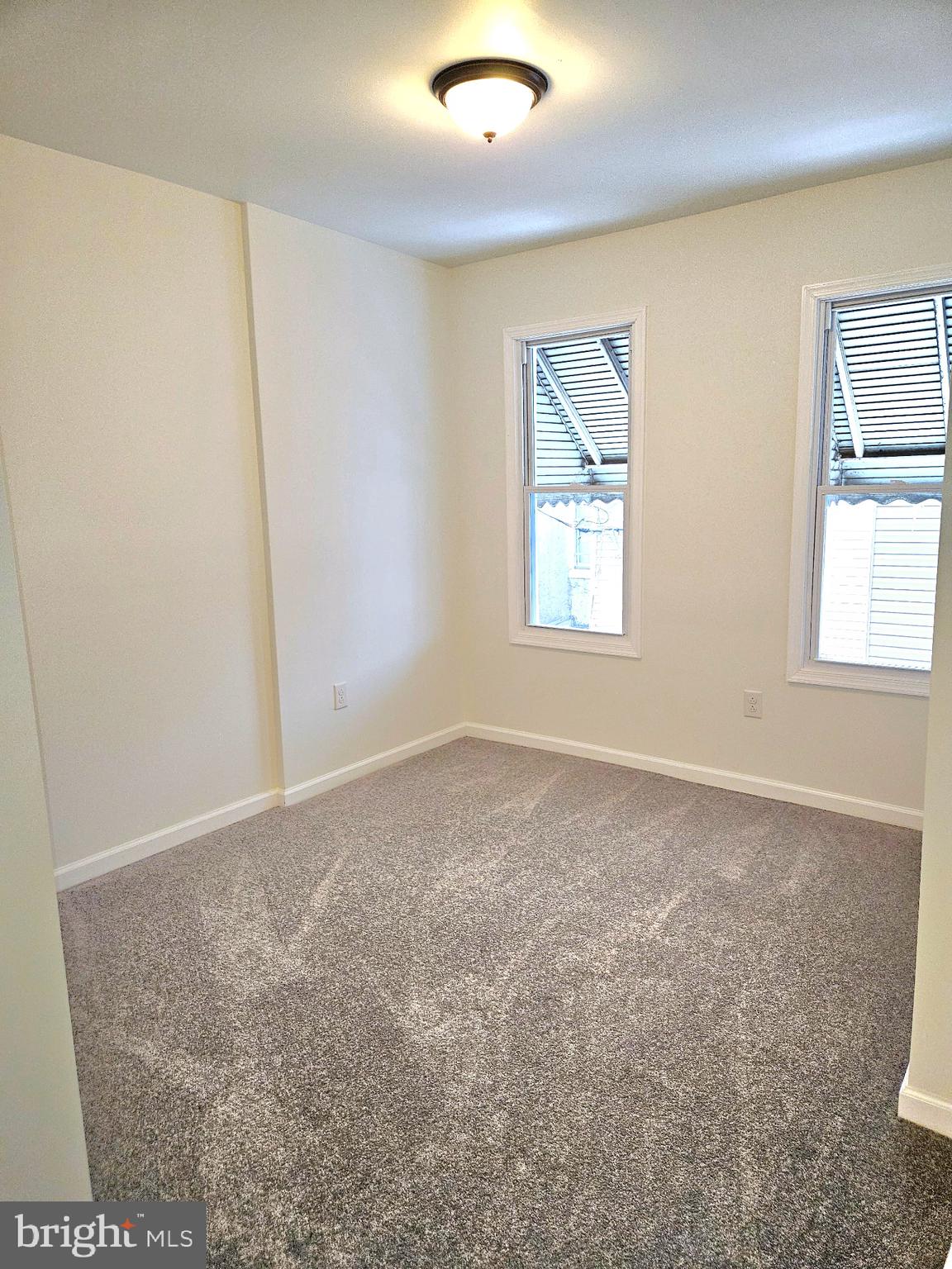 33 North Ruby Street Philadelphia, PA 19139 - Photo 15 of 41 Back Bedroom