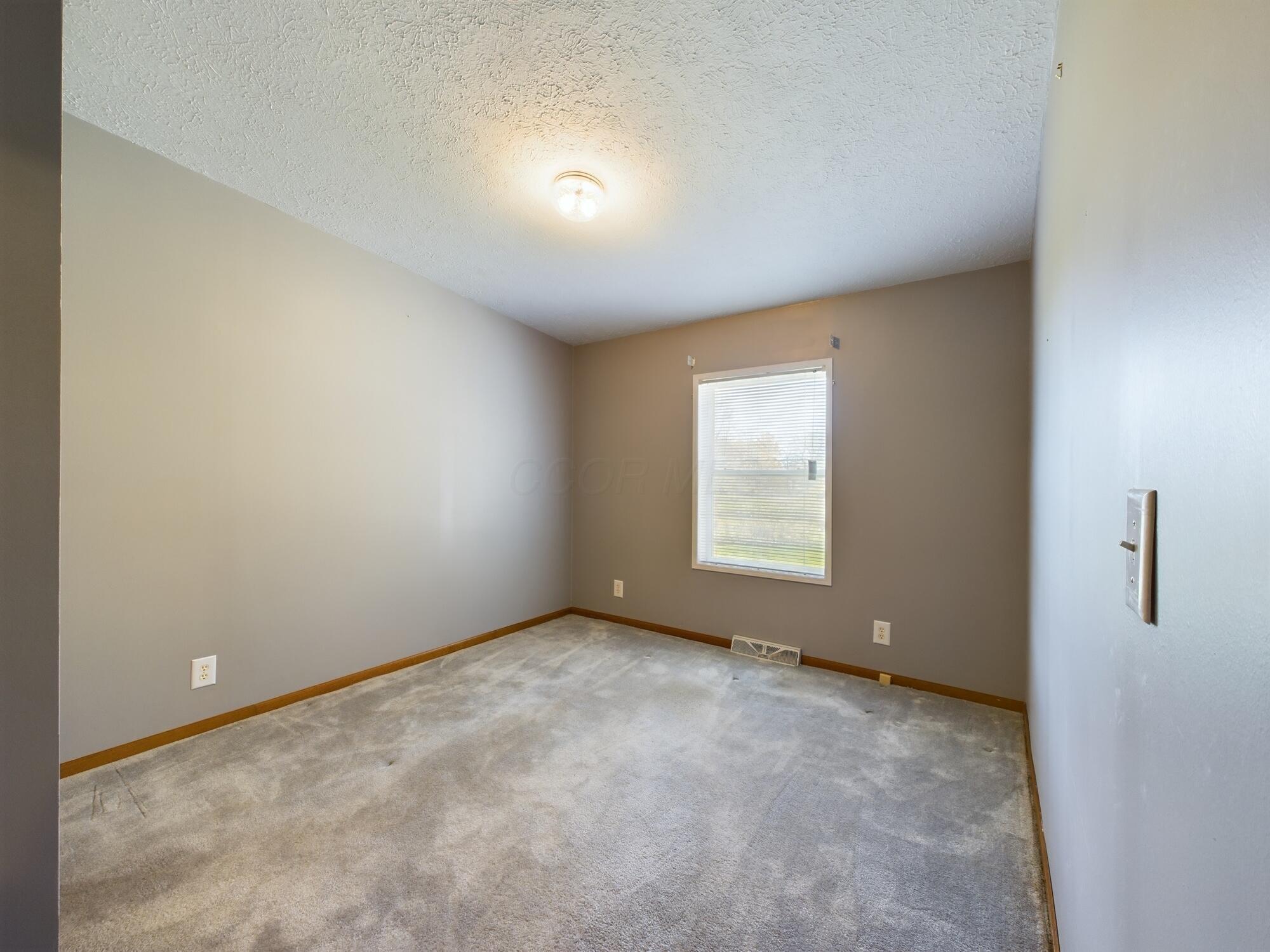 3415 Spires Road Southwest Lancaster, OH 43130 - Photo 38 of 47 Interior