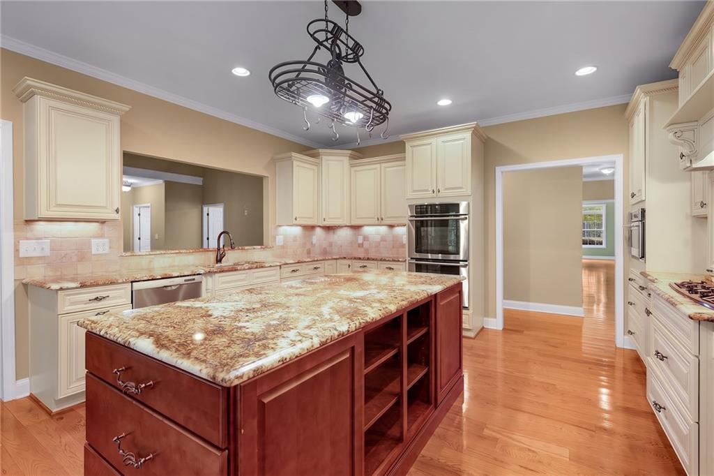 1215 Cullpepper Road Northeast Calhoun, GA 30701 - Photo 14 of 62 Gallery Image 14