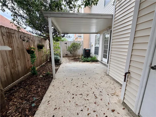 $289,999 | 714 Pecan Grove Lane, New Orleans, LA 70121