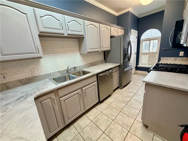 $289,999 | 714 Pecan Grove Lane, New Orleans, LA 70121