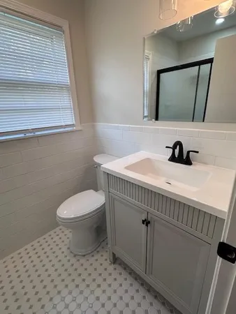 $1,900 | 10622 West 57th Street, Shawnee, KS 66203