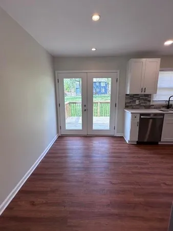 $1,900 | 10622 West 57th Street, Shawnee, KS 66203