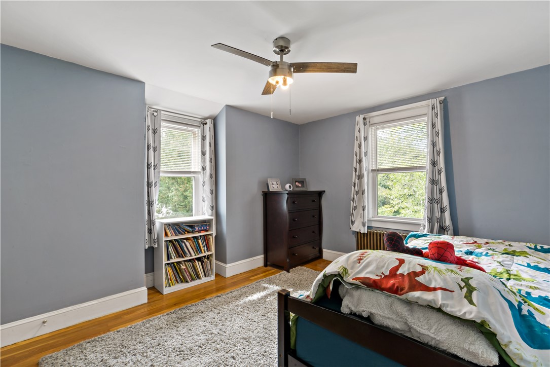 114 Maple Avenue Middletown, RI 02842 - Photo 21 of 25