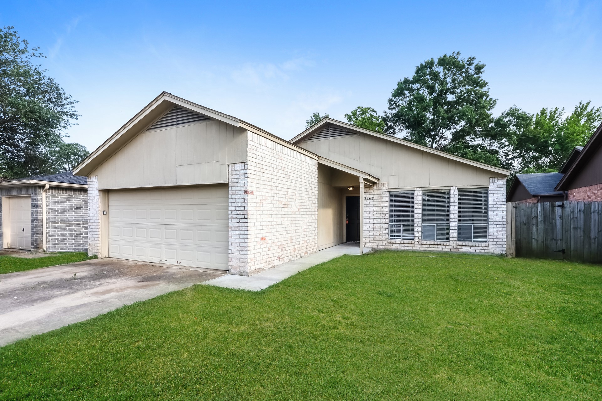 1308 Wilson Drive Rosenberg, TX 77471 - Photo 2 of 18