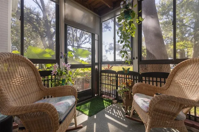 $239,000 | 3122 Valley Oaks Drive, Tampa, FL 33618