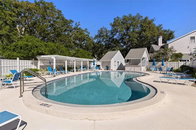 $239,000 | 3122 Valley Oaks Drive, Tampa, FL 33618