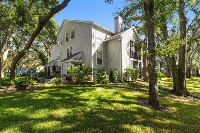 $239,000 | 3122 Valley Oaks Drive, Tampa, FL 33618