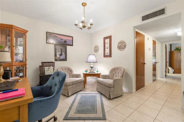 $239,000 | 3122 Valley Oaks Drive, Tampa, FL 33618