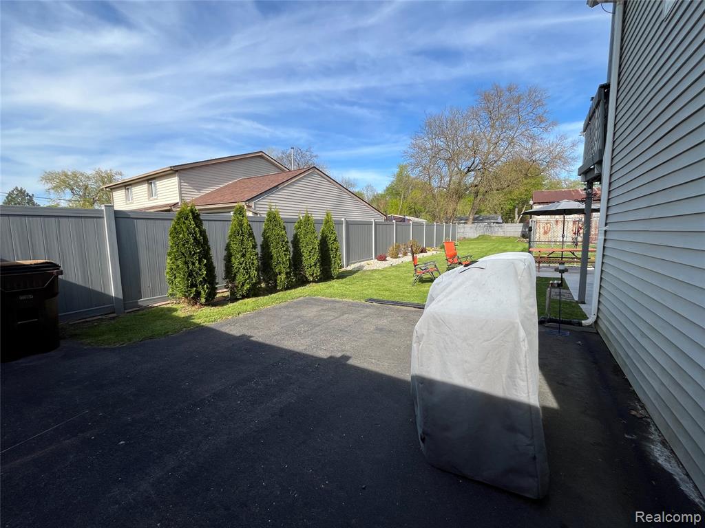 12660 Grafton Road Carleton, MI 48117 - Photo 69 of 97