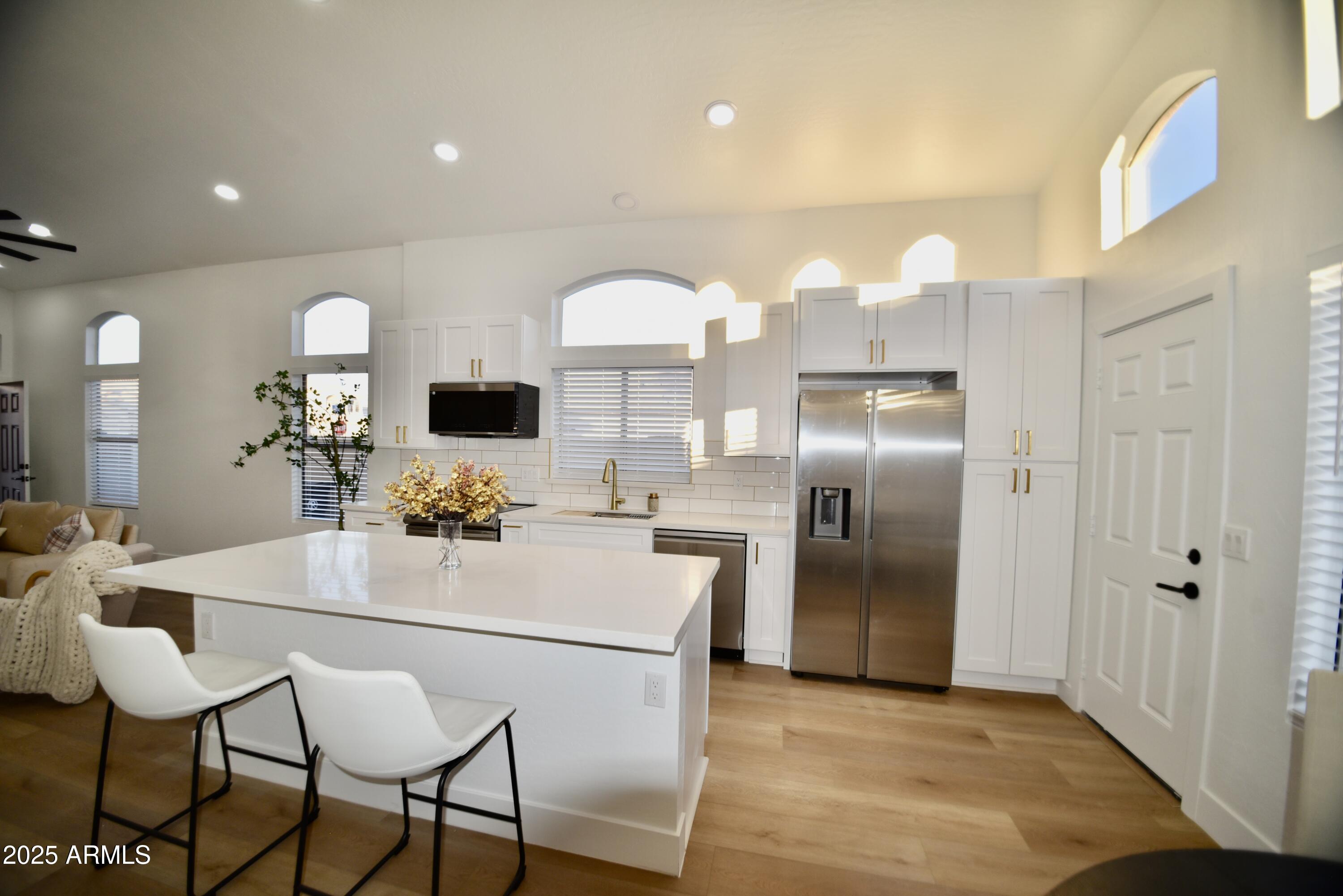 10053 East Capri Avenue Mesa, AZ 85208 - Photo 9 of 29 DSC_7977