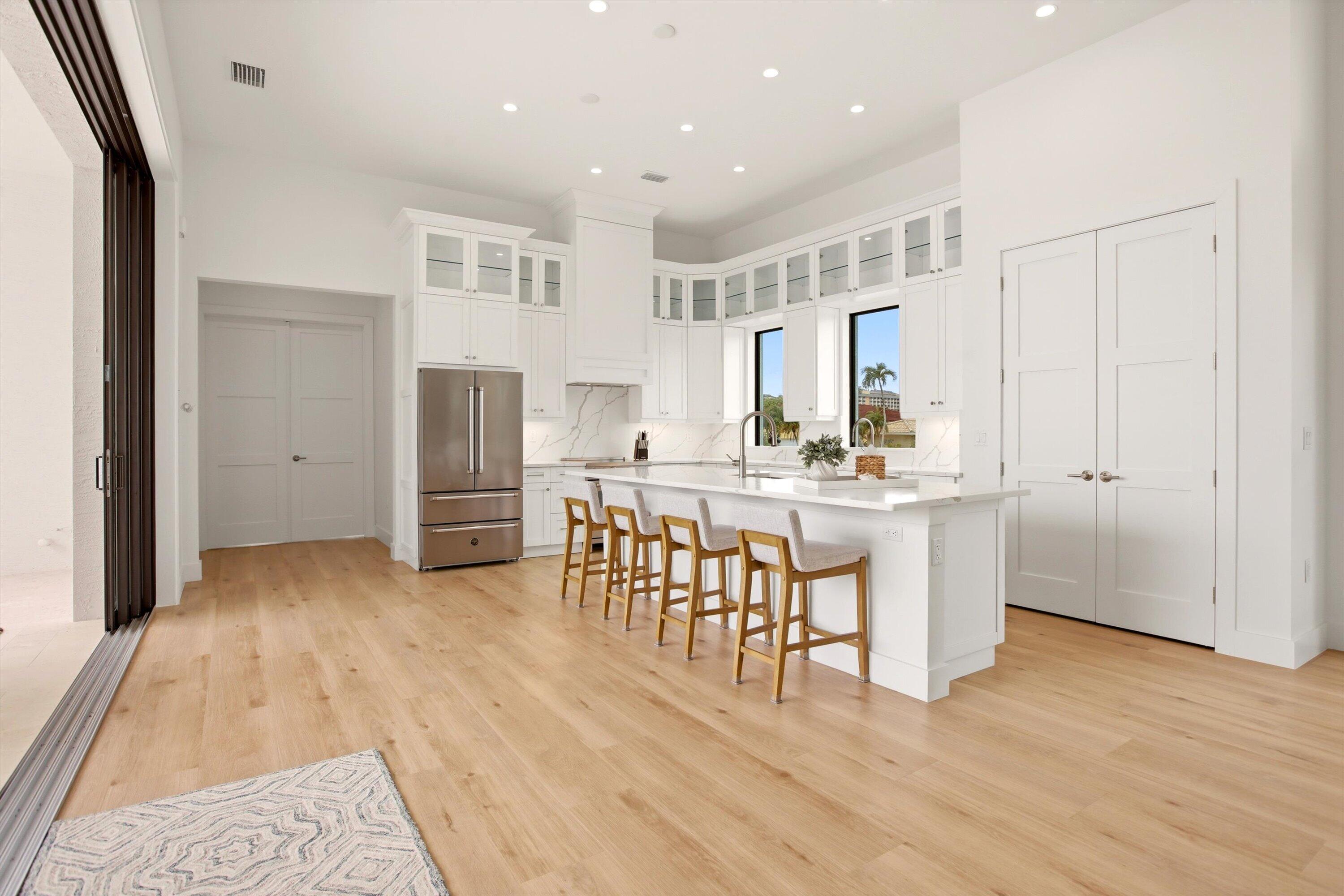 211 Landmark Street Marco Island, FL 34145 - Photo 12 of 85 11-Property Photo 011