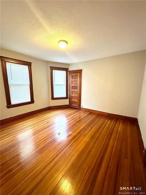 492 Stanley Street New Britain, CT 06051 - Photo 11 of 15